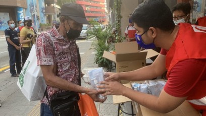 Hygiene Kit Distribution Homeless on Street 012
